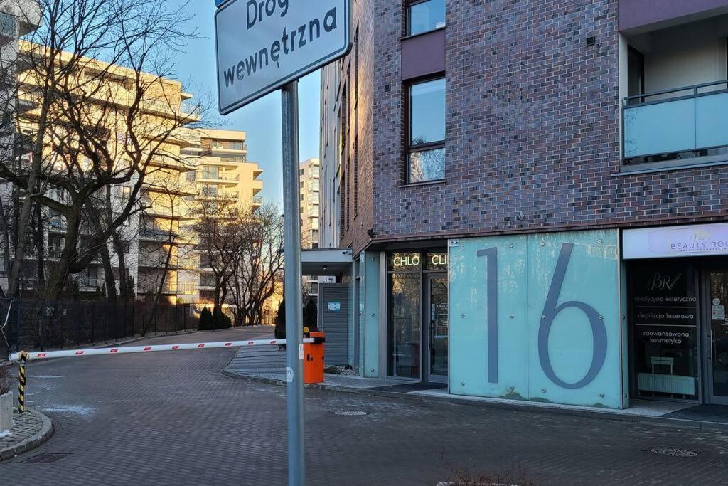 Wellsituated 1 Bedroom Condo In Warsaw Freeparking Esterno foto